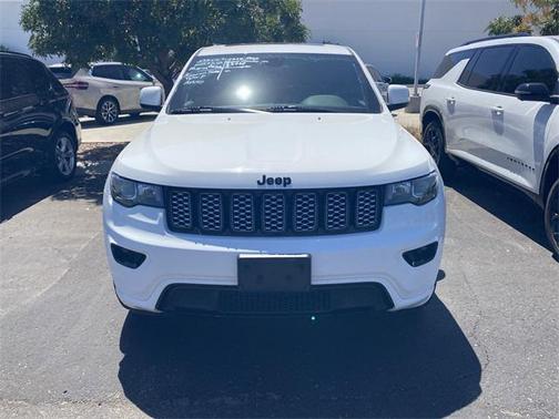 2020 Jeep Grand Cherokee Altitude