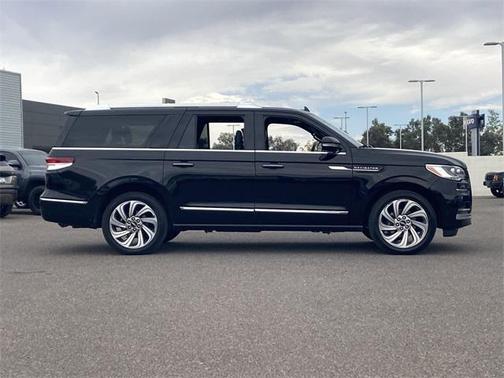2022 Lincoln Navigator Reserve