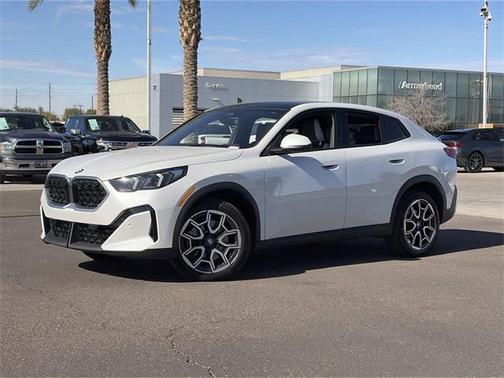 2025 BMW X2 xDrive28i