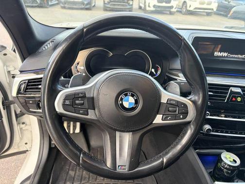Alpine White 2018 BMW 540 540i