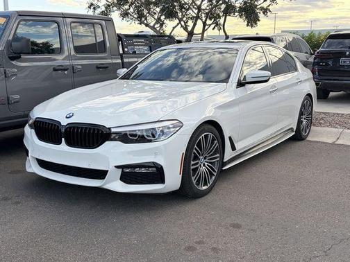 Alpine White 2018 BMW 540 540i