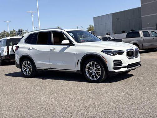 Alpine White 2023 BMW X5 sDrive40i