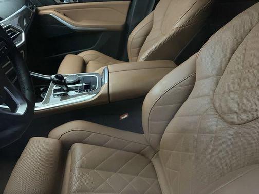 Alpine White 2023 BMW X5 sDrive40i