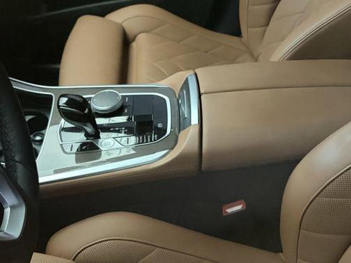 Alpine White 2023 BMW X5 sDrive40i