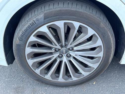 Glacier White 2019 Audi e-tron Premium Plus