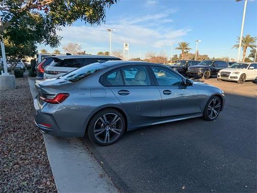 2023 BMW 330 330i