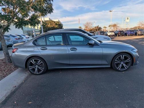 2023 BMW 330 330i