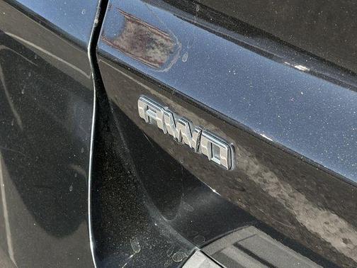 Mosaic Black Metallic 2016 Chevrolet Traverse 2LT