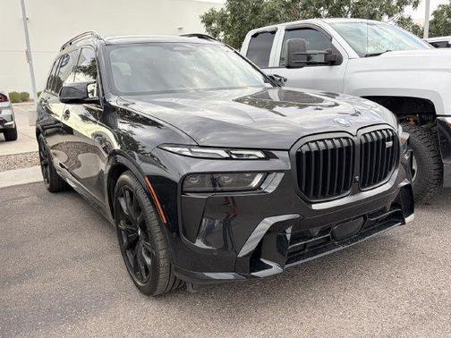 Black Sapphire Metallic 2025 BMW X7 M60i