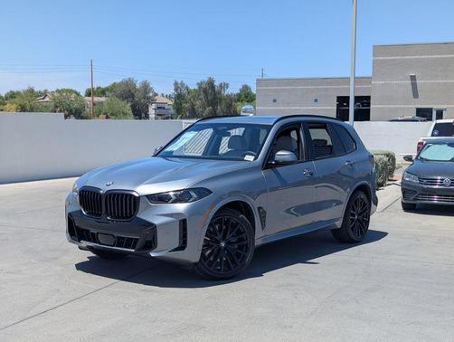 Skyscraper Grey Metallic 2026 BMW X5 xDrive40i