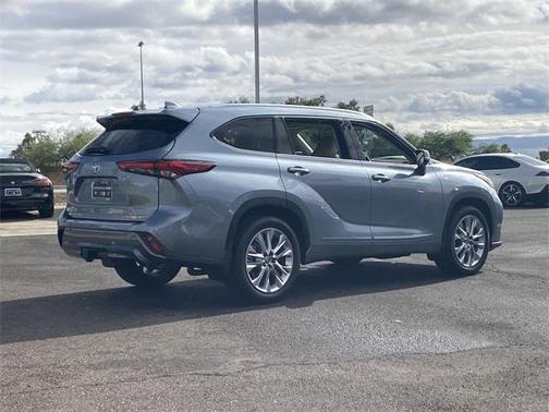 2022 Toyota Highlander Limited