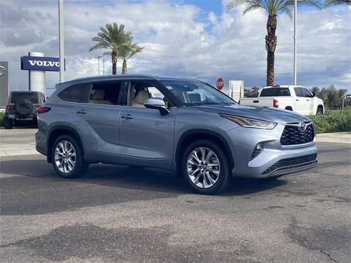 2022 Toyota Highlander Limited