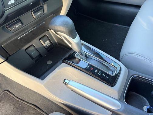 Alabaster Silver Metallic 2013 Honda Civic EX-L