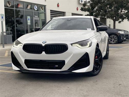 2026 BMW M240 i xDrive