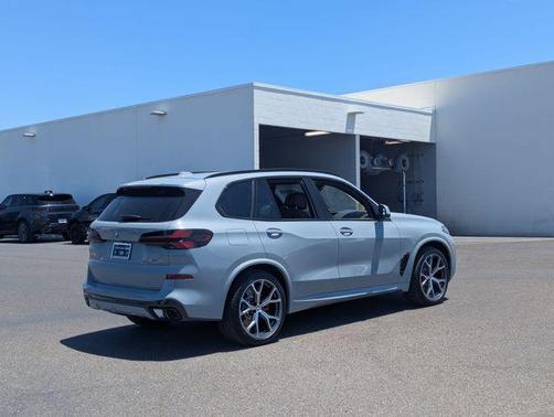 Brooklyn Grey Metallic 2026 BMW X5 PHEV xDrive50e