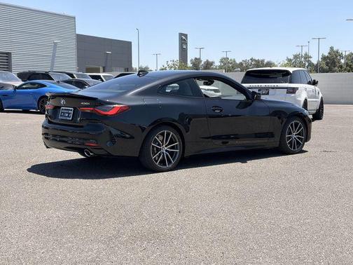 Black Sapphire Metallic 2022 BMW 430 i