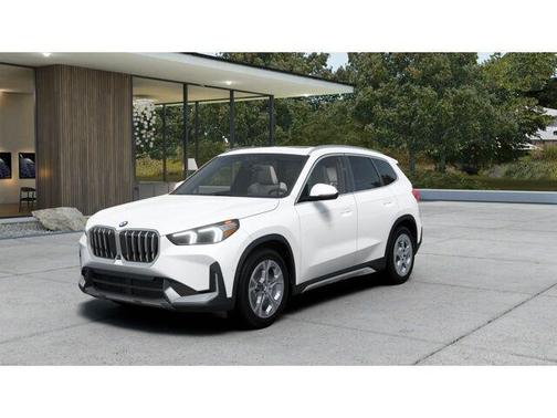 Mineral White Metallic 2026 BMW X1 xDrive28i