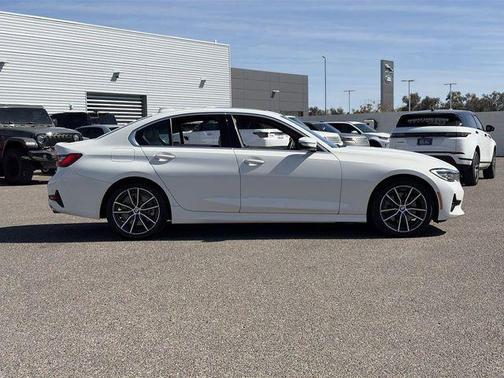 2019 BMW 330 330i