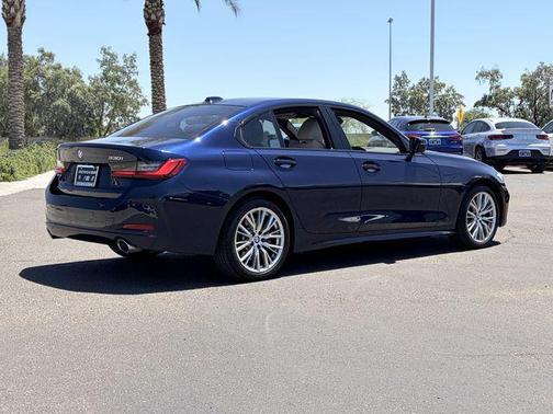 Tanzanite Blue II Metallic 2023 BMW 330 330i