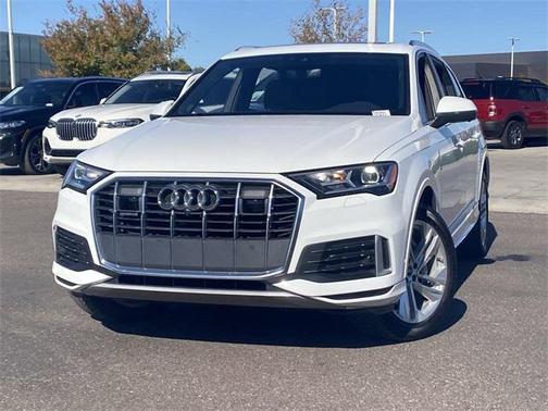 2021 Audi Q7 45 Premium Plus