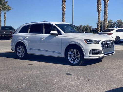 2021 Audi Q7 45 Premium Plus