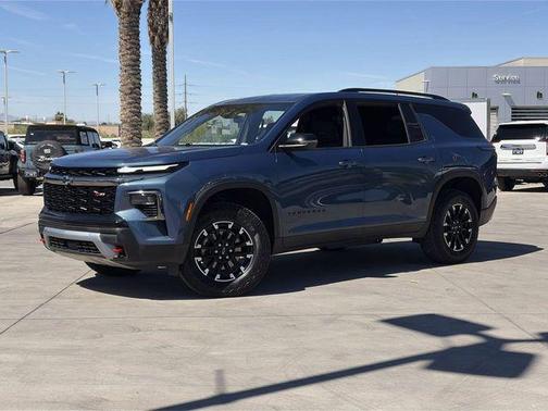 Lakeshore Blue Metallic 2024 Chevrolet Traverse AWD Z71