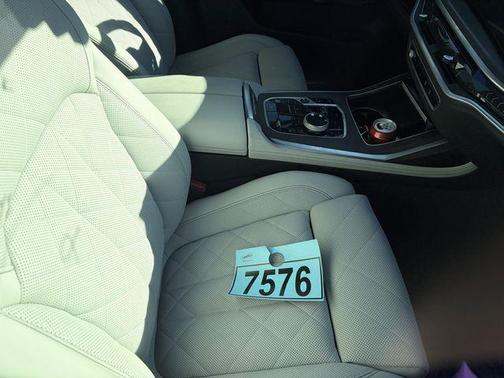 Skyscraper Grey Metallic 2024 BMW X7 xDrive40i