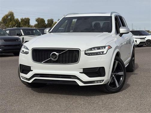 2019 Volvo XC90 T6 R-Design