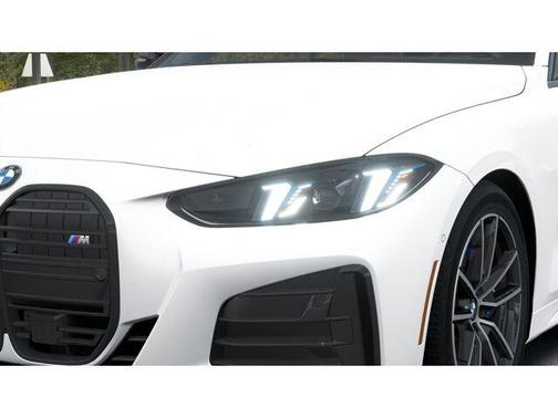 Alpine White 2026 BMW M440 i