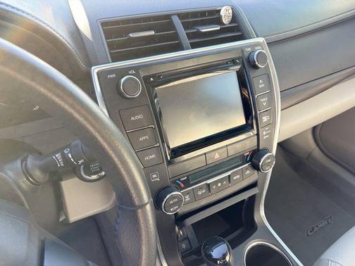 2017 Toyota Camry XLE