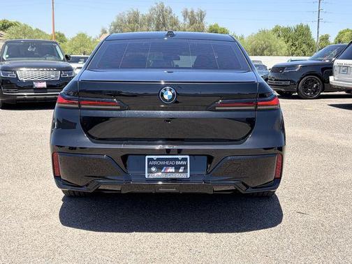 Black Sapphire Metallic 2025 BMW 750e i xDrive