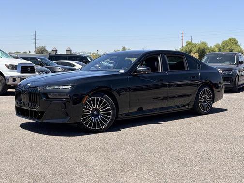 Black Sapphire Metallic 2025 BMW 750e i xDrive