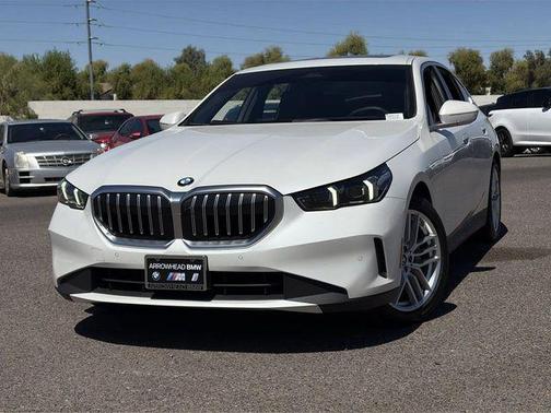 2025 BMW 530 i