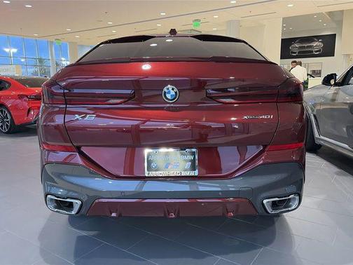 2026 BMW X6 xDrive40i