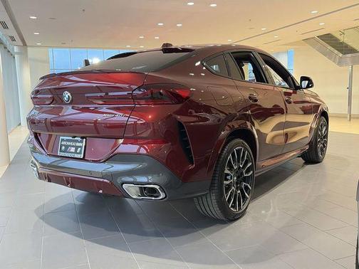 2026 BMW X6 xDrive40i
