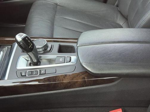 Black Sapphire Metallic 2015 BMW X5 sDrive35i