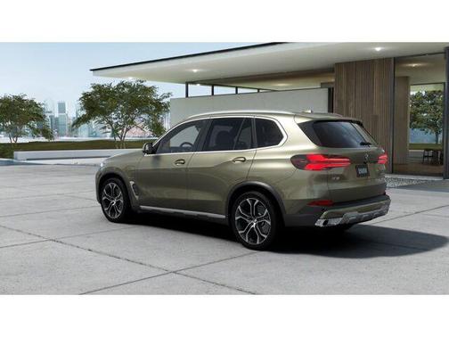 Manhattan Green Metallic 2026 BMW X5 PHEV xDrive50e