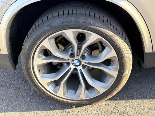 Mineral Silver Metallic 2015 BMW X5 sDrive35i