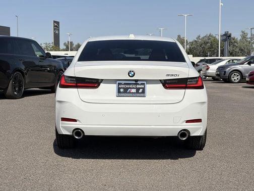 Alpine White 2024 BMW 330 330i