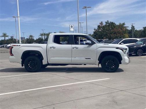 2025 Toyota Tundra Hybrid 1794 Edition