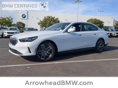 Alpine White 2025 BMW i5 eDrive40 Sedan