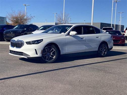 2025 BMW i5 eDrive40