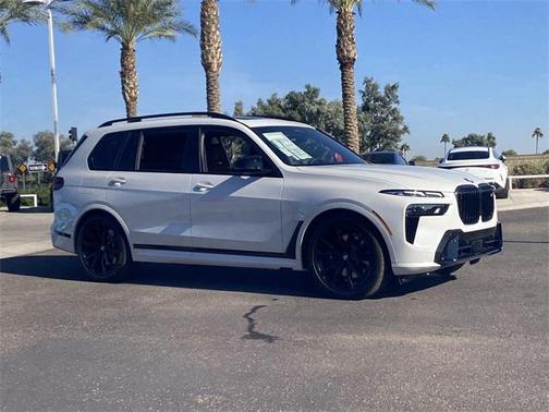 2026 BMW X7 M60i