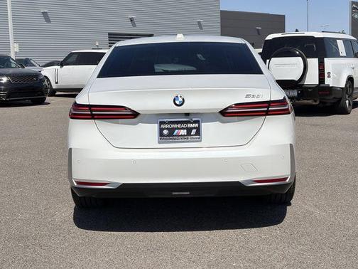 Mineral White Metallic 2025 BMW 530 530i