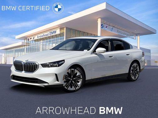 Mineral White Metallic 2025 BMW 530 530i