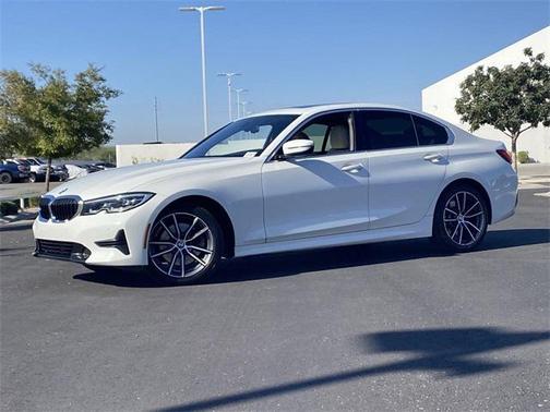 2021 BMW 330 330i Sedan