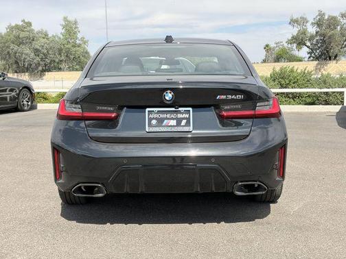 Black Sapphire Metallic 2025 BMW M340 M340i