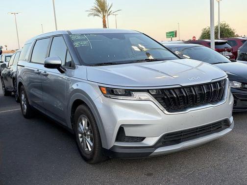 Silky Silver 2022 Kia Carnival LXS