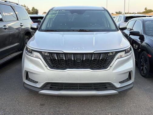 Silky Silver 2022 Kia Carnival LXS