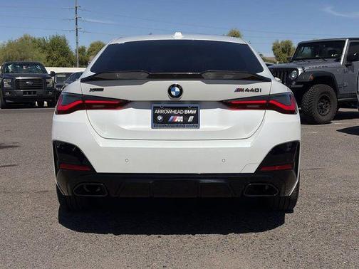 Mineral White Metallic 2022 BMW M440 i xDrive